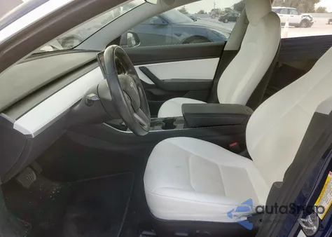 2019 Tesla Model 3 из США, поврежденный, VIN 5YJ3E1EB2KF194985